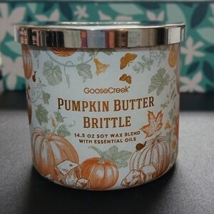 Goose Creek Pumpkin Butter Brittle Candle - Orange and Silver
